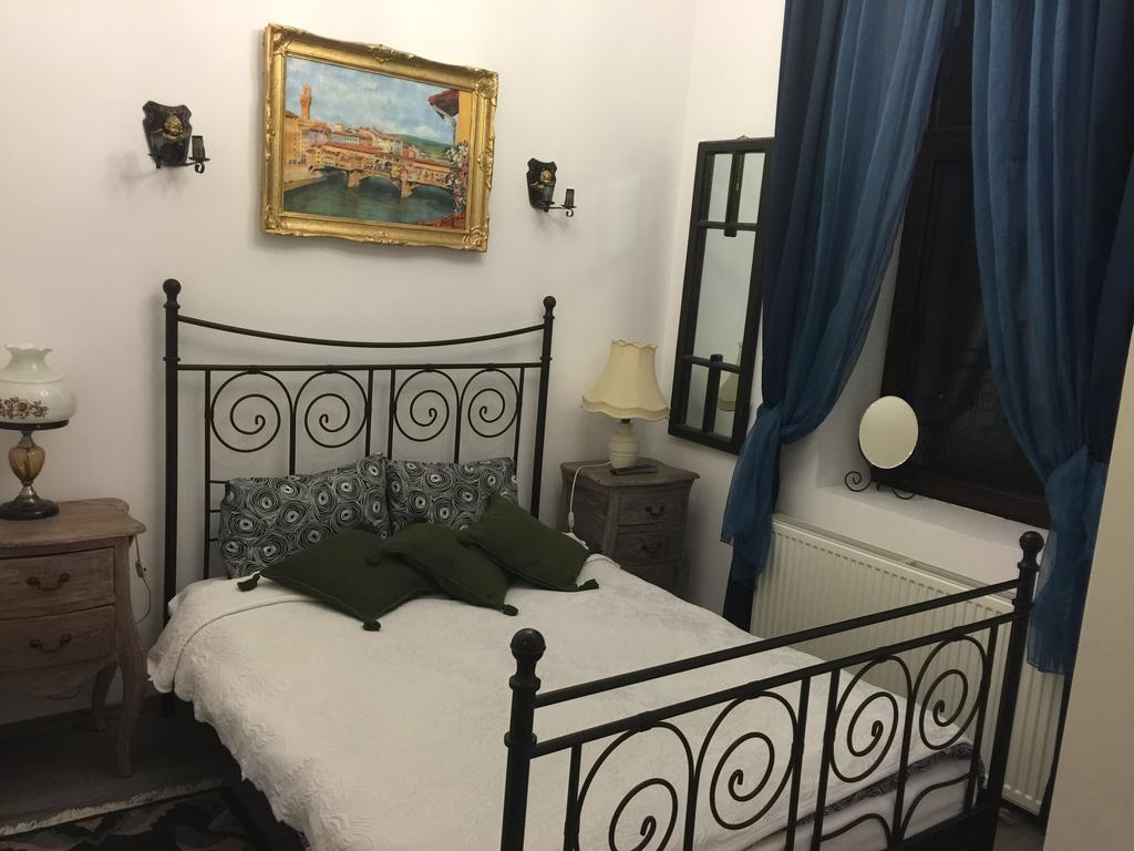 Il Piccolo Castello Buşteni Habitación foto